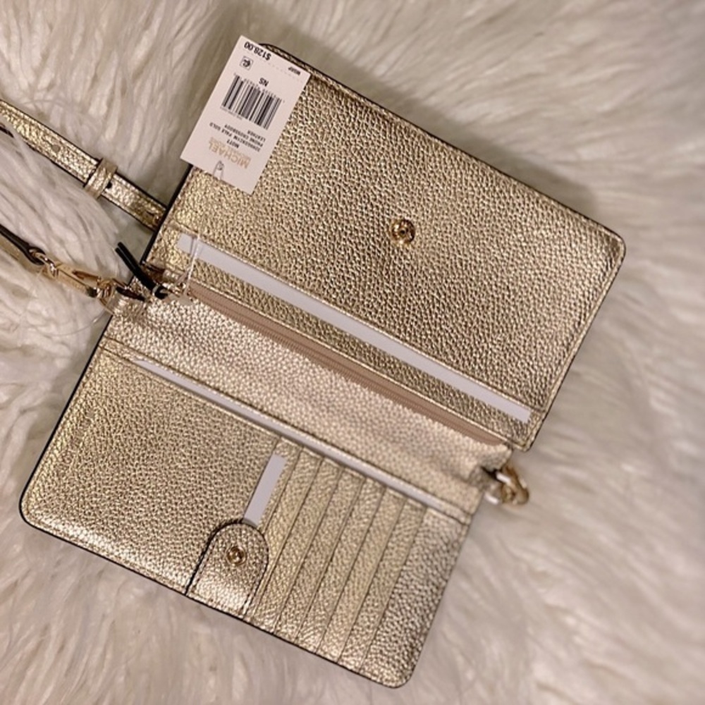 🆕🔥MICHAEL KORS ✖️ MK Large Capacity Phone/Travel wallet w/ Crossbody Strap